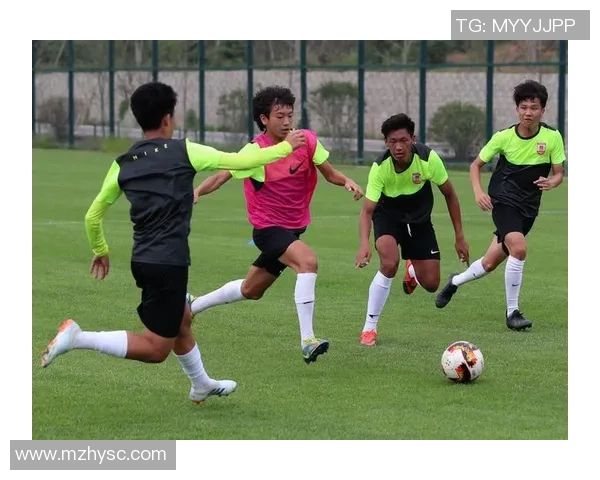 希腊U18青年队与摩洛哥U18队激战精彩赛事回顾与分析